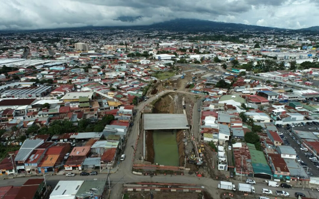 Calle Blancos Faces Road Closures Due to Circunvalación Norte Work