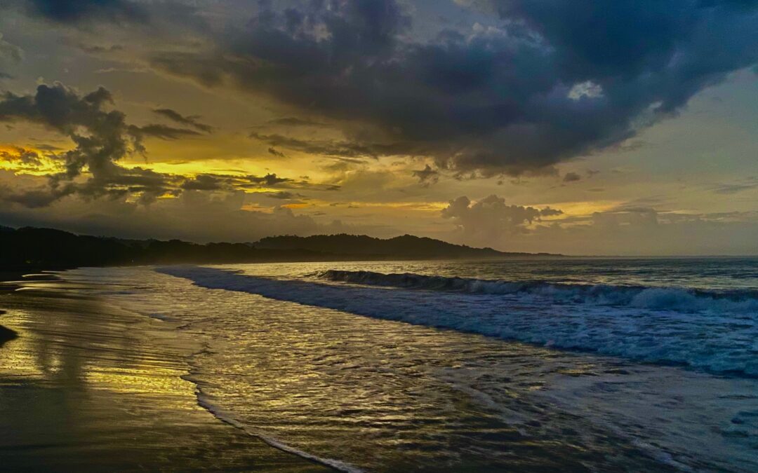 Escape Winter’s Chill: Costa Rica’s 5 Best Expat Havens