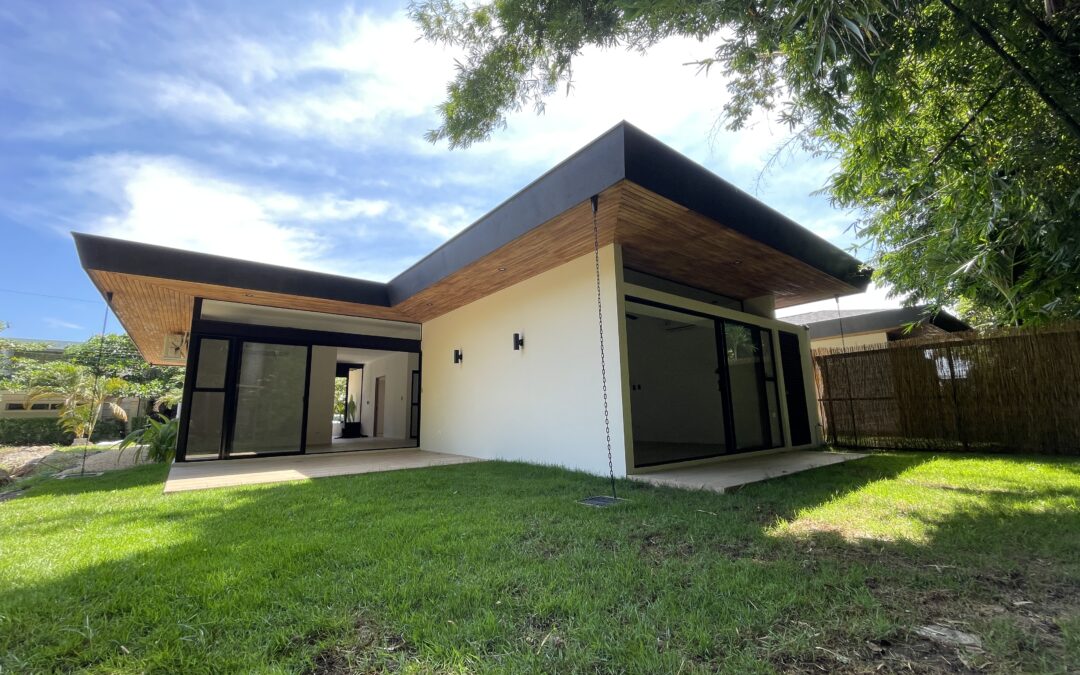 Building a House in Costa Rica: What You Need To Know